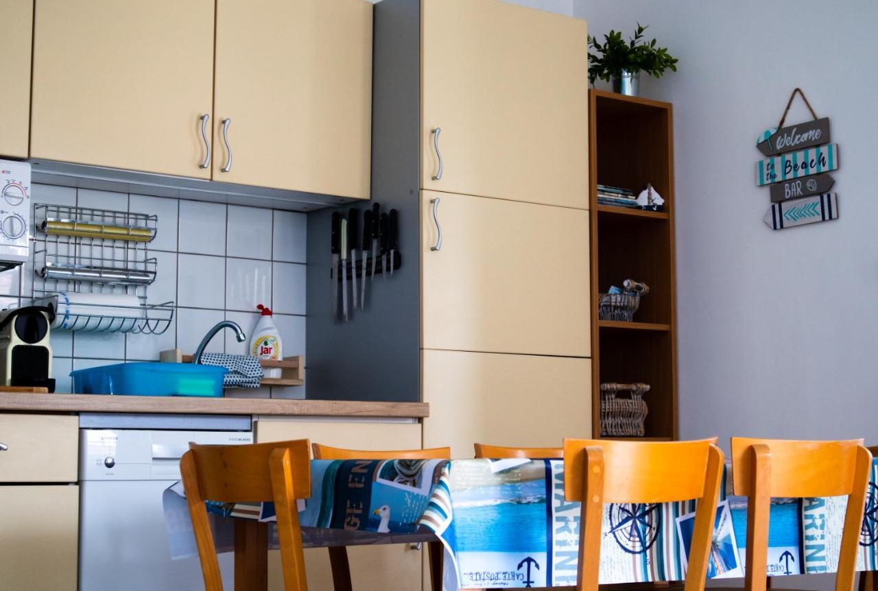 Nefelejcs Apartmanház Gyenesdiás Esterno foto