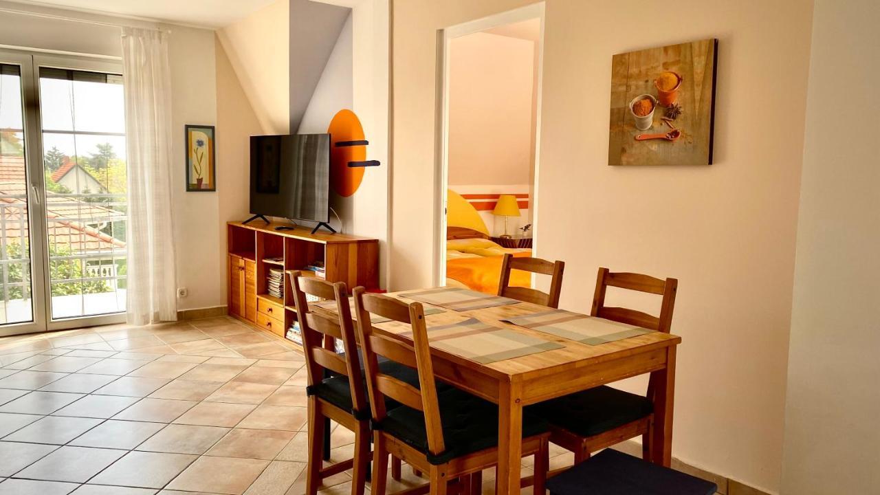 Nefelejcs Apartmanház Gyenesdiás Esterno foto